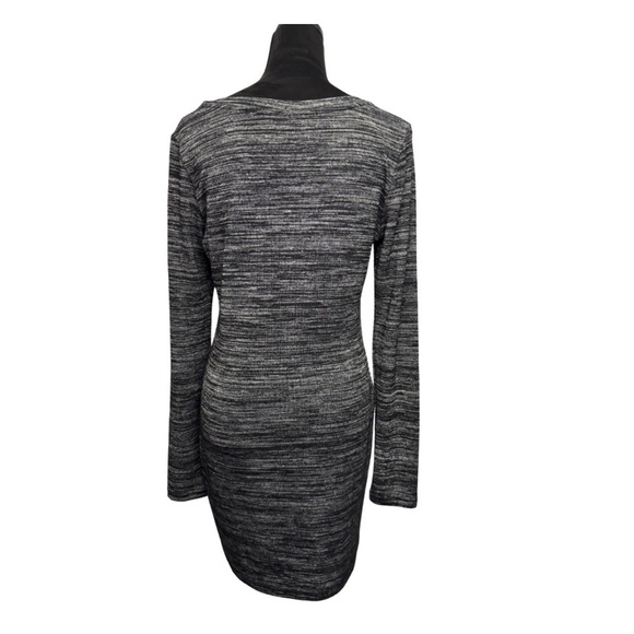 💎 Seven Sisters Long Sleeve Heathered Dress - Picture 3 of 9